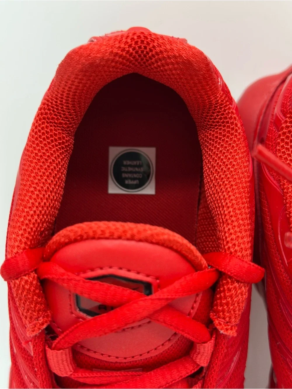 Nike Kids Red Low-Top Sneakers